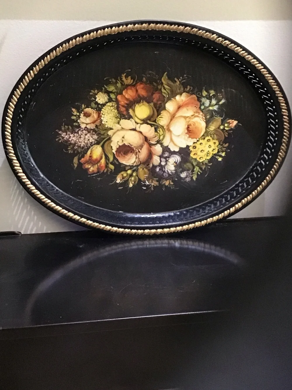 Vintage Floral Oval Wall Tray -Victorian Trading C Black with Multicolor Bouquet
